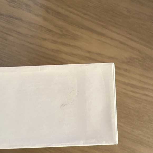 Assouline  set of 3 Chanel books - Picture 8 of 12